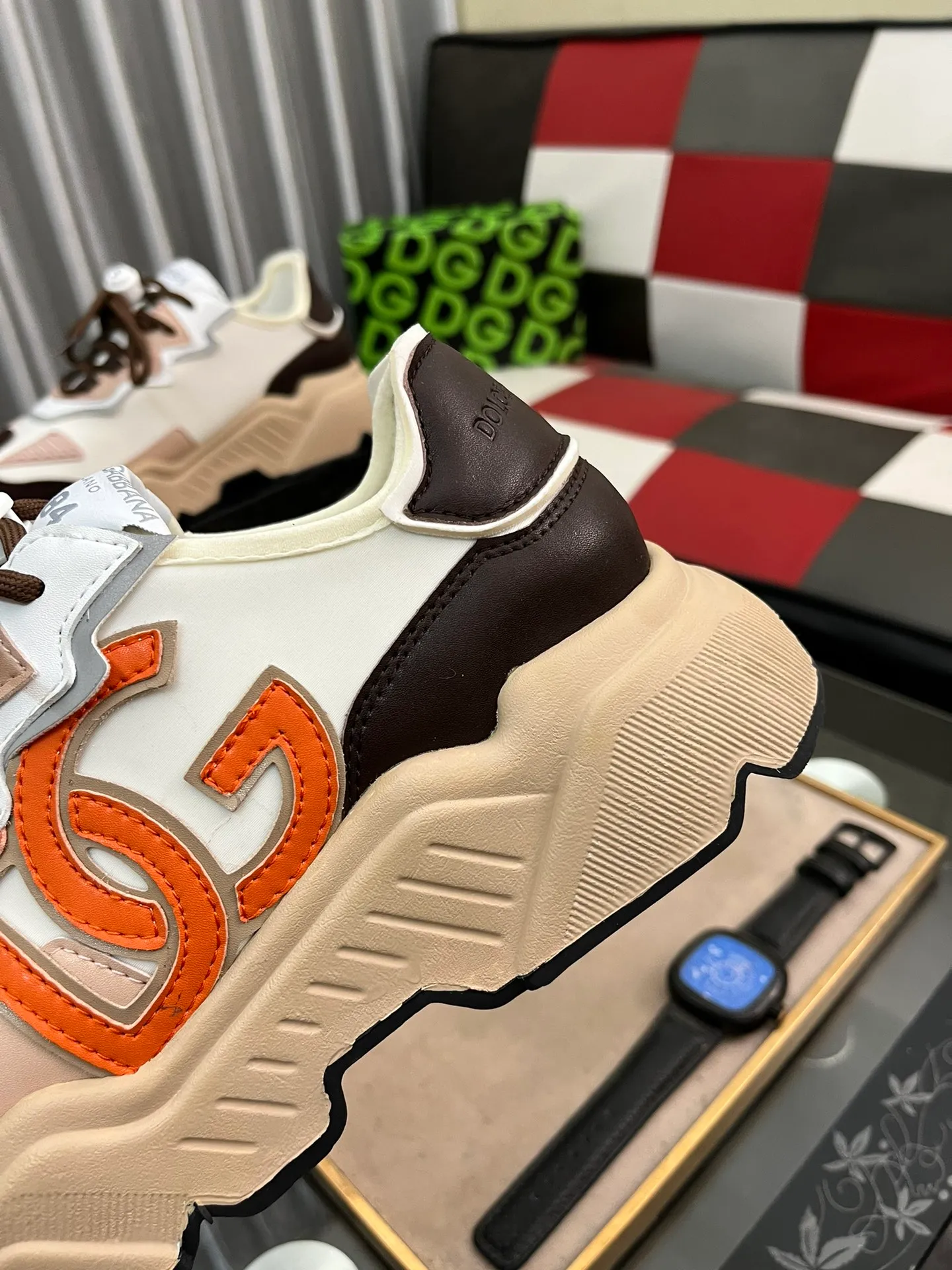 Men's shoes 💰480⌚️⌚️DG's latest sports and casual shoes, fashionable and versatile, can add luster to various looks. Create an exquisite design with unique dynamic vitality and modern atmosphere, showing modern elegance. Size: 36-46